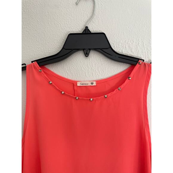 Soprano Women's Coral Tank Top MEDIUM Silver Studs Flowy with Open back. NWOT - Picture 4 of 11